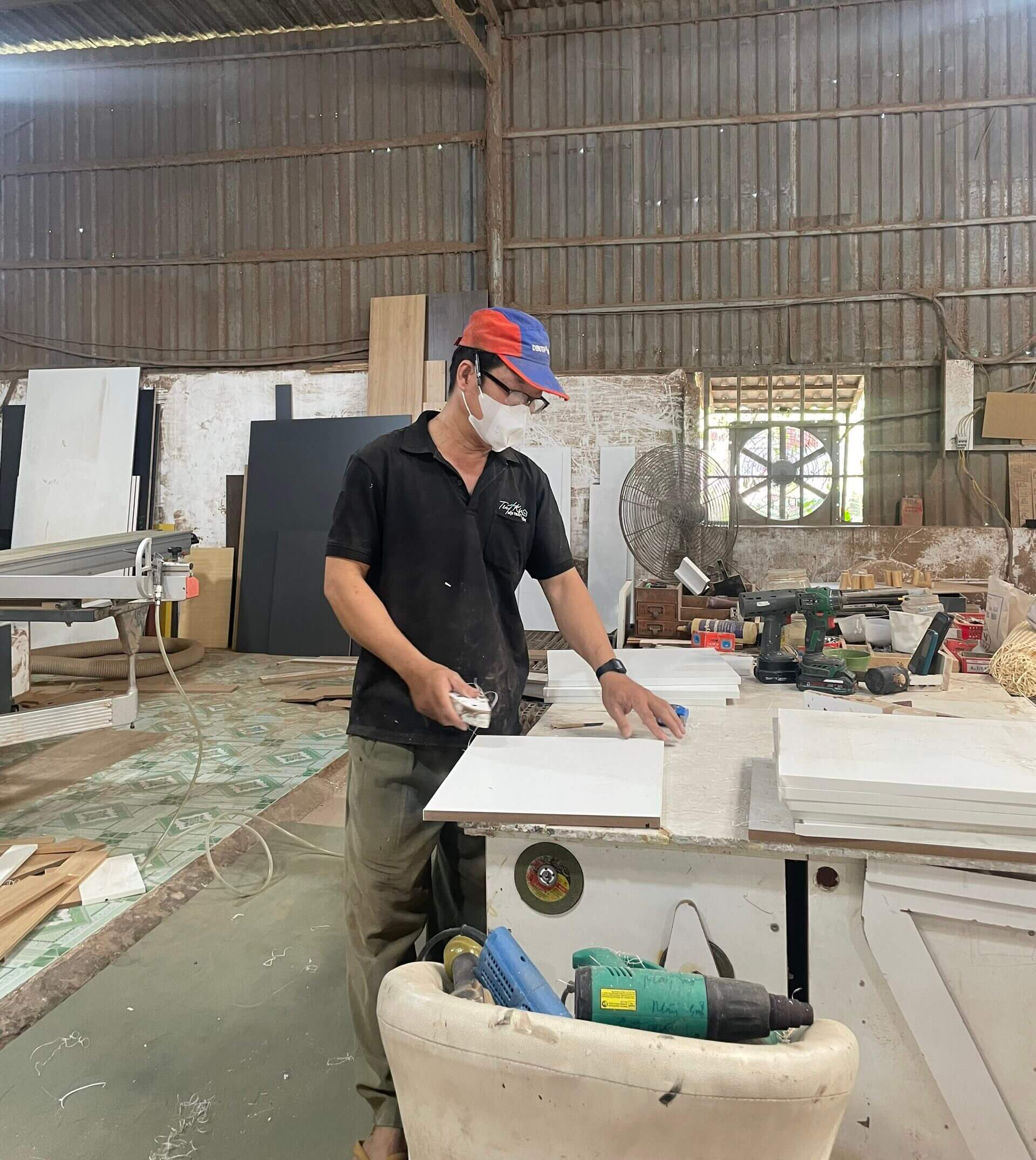 xuong-san-xuat-noi-that