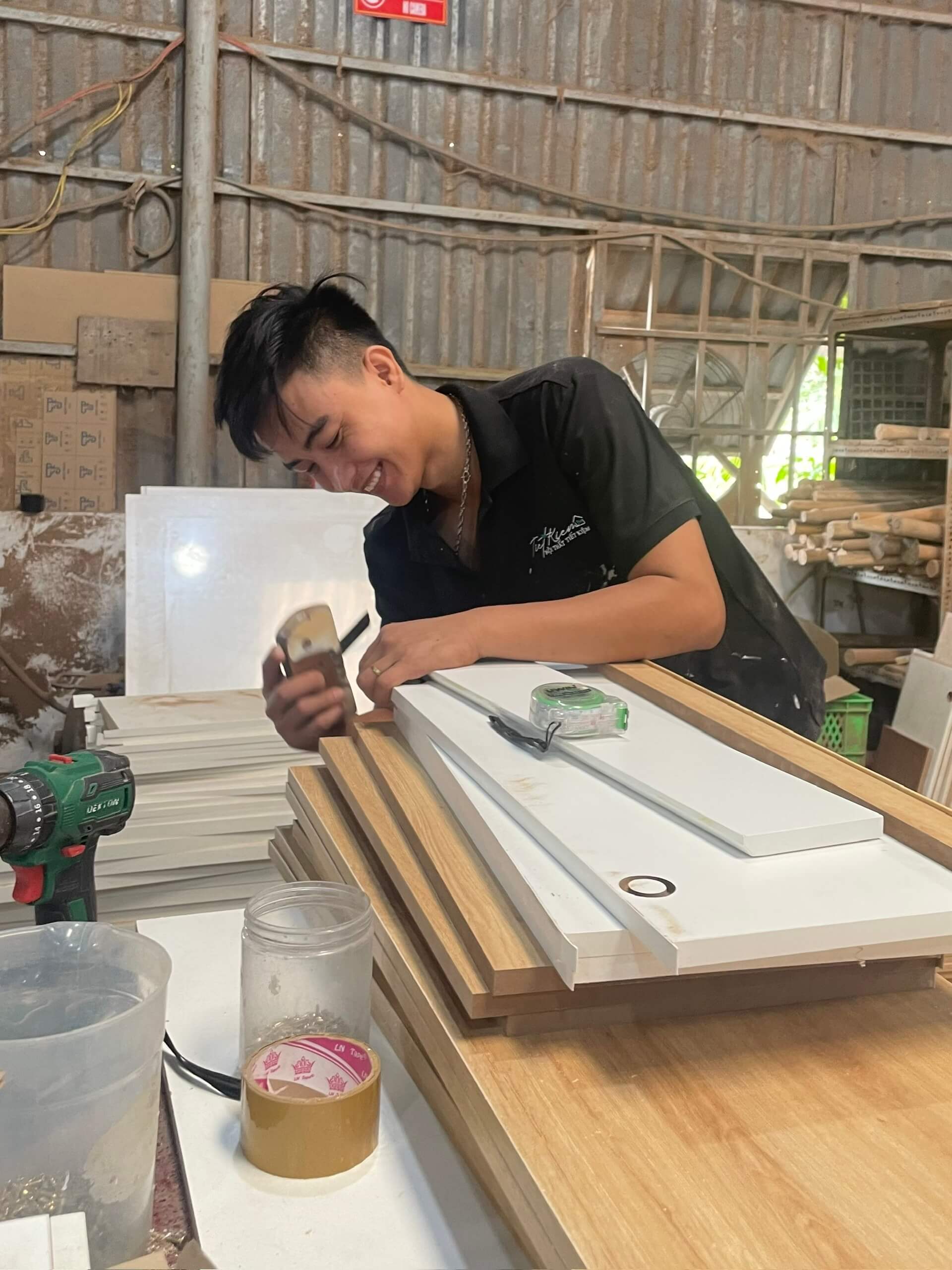 xuong-san-xuat-noi-that