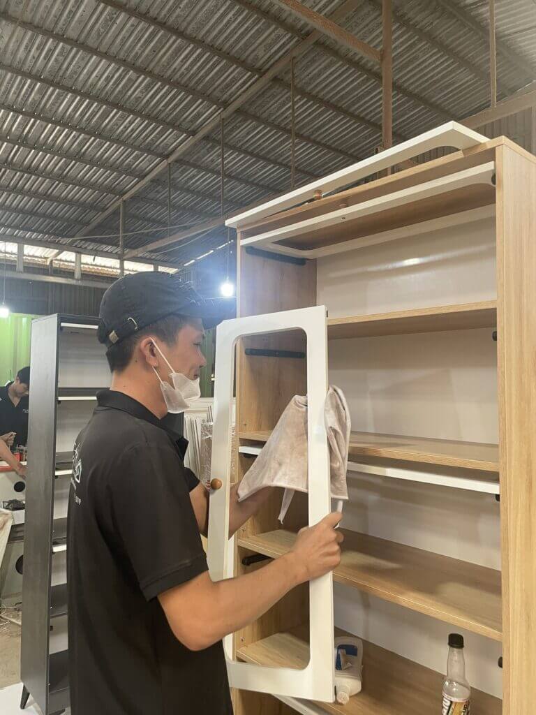 cua-hang-noi-that-tiet-kiem