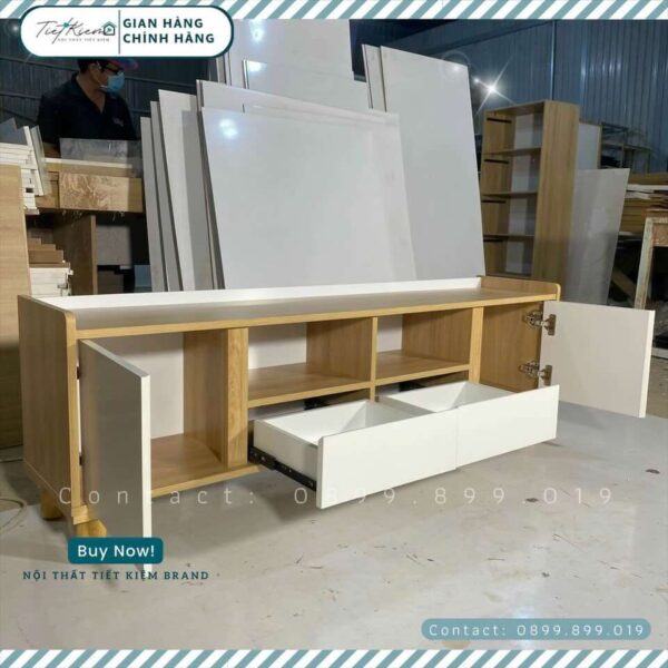 Tại sao bạn nên có một kệ tivi trong phòng khách của bạn? 8 ke-tivi