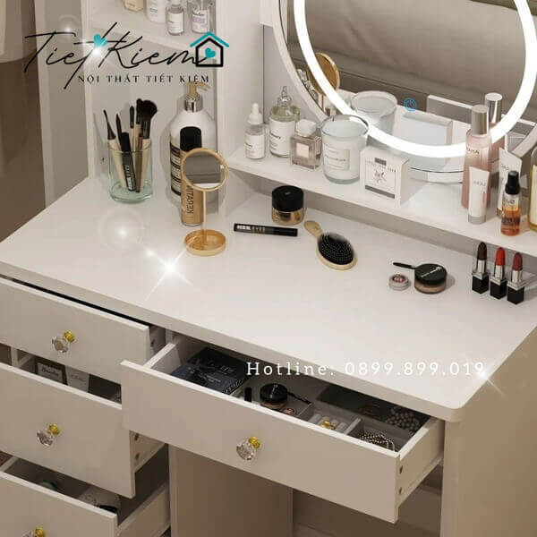 Bàn trang điểm bằng gỗ: Giải pháp tối ưu cho không gian nhỏ gọn 14 ban-trang-diem-bang-go