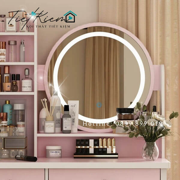 Bàn trang điểm cho phòng nhỏ: Sang trọng trong không gian nhỏ 11 ban-trang-diem-cho-phong-nho