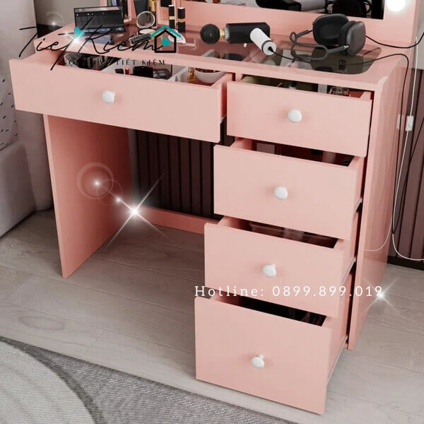 ban-trang-diem-ngan-chua-do