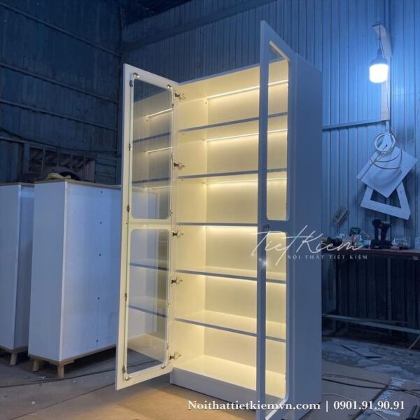 Tủ túi xách có đèn LED – Có đáng đầu tư hay chỉ để cho đẹp? 1 Tu-tui-xach-co-den