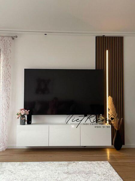 Mua Kệ Tivi Gỗ Công Nghiệp Hay Gỗ Tự Nhiên? Câu Trả Lời Khiến Bạn Bất Ngờ! 2 mua-ke-tivi-go