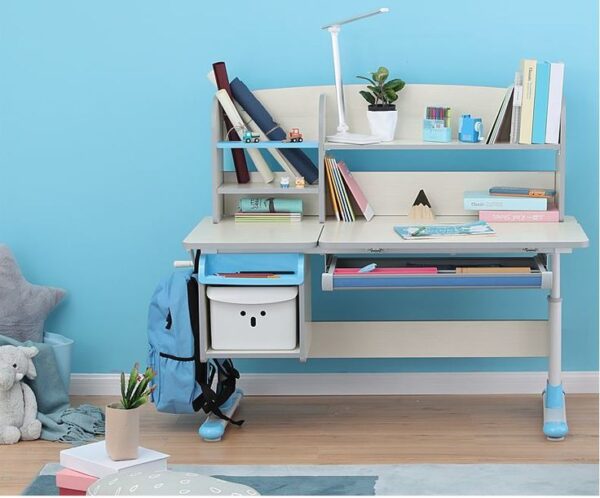 Bàn Học Chống Gù Lưng: Giải Pháp Bảo Vệ Sức Khỏe Cho Bé 1 Ban-Hoc-Chong-Gu-Lung