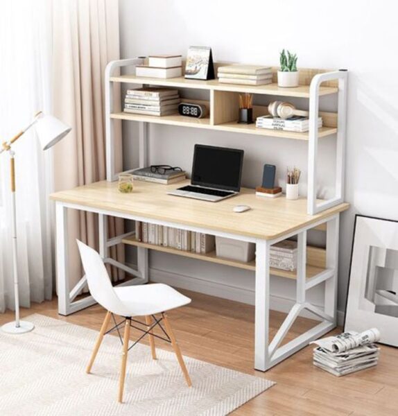 Ban-Hoc-Nho-Gon-Cho-Tre-Mau-Giao