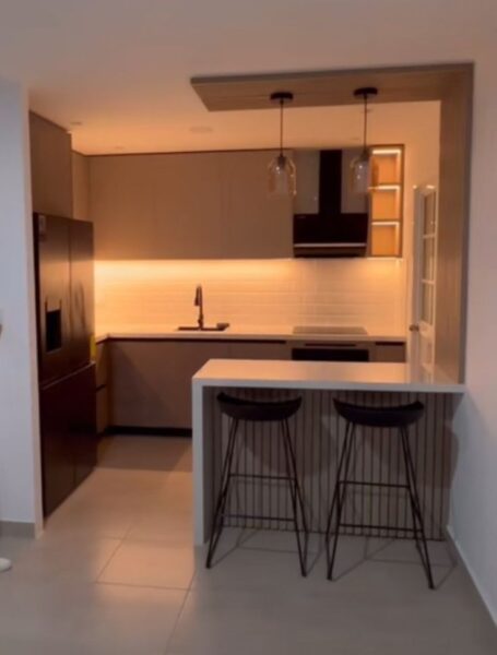 đóng tủ bếp gỗ lựa chọn gỗ – thiết kế – giá cả sao cho hợp lý?