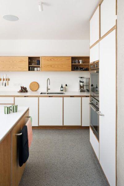 Kieu-Dang-Tu-Bep-Dep-Hien-Dai