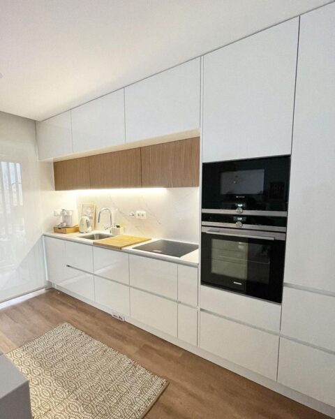 Mau-Tu-Bep-Dep-Sang-Trong