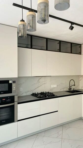 tủ bếp gỗ công nghiệp có bền không? góc nhìn từ người thi công thực tế