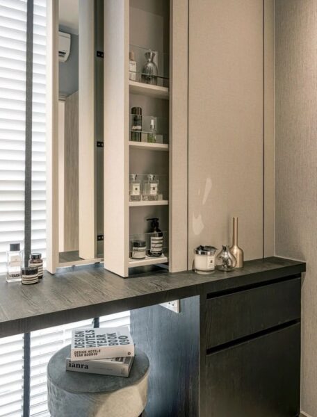 Ban-Trang-Diem-Go-MDF