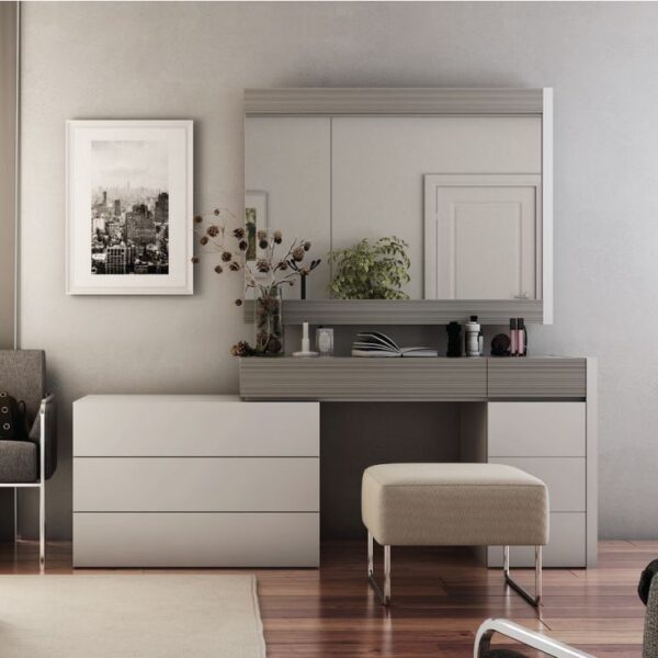 Ban-Trang-Diem-Mini-Nha-Nho