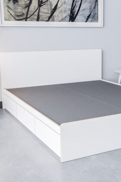 Mau-Giuong-Go-Cong-Nghiep-Co-Ngan-Keo