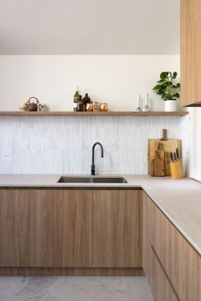 Tu-Bep-Chu-L-Phong-Cach-Hien-Dai