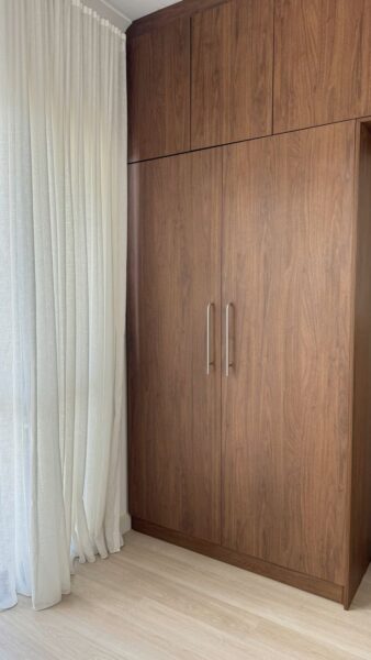 Tu-Quan-Ao-Phu-Hop-Phong-Ngu-Nho