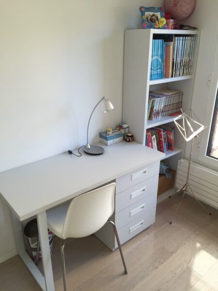 Mua Bàn Học Cho Học Sinh Cấp 2 Tại TP.HCM – Địa Chỉ Uy Tín, Giá Phải Chăng 4 Ban-Hoc-Cho-Hoc-Sinh-Cap-2-Tai-TP.HCM