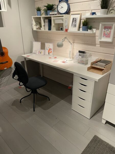 Mua Bàn Học Cho Học Sinh Cấp 2 Tại TP.HCM – Địa Chỉ Uy Tín, Giá Phải Chăng 3 Ban-Hoc-Cho-Hoc-Sinh-Cap-2-Tai-TP.HCM