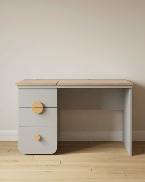 Mẫu Bàn Học Màu Xanh Dương Cho Bé Trai Lớp 2 – Tươi Mát, Dễ Tập Trung 1 Ban-Hoc-Mau-Xanh-Duong-Cho-Be-Trai-Lop-2