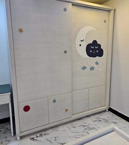 Phong-Ngu-Be-Gai-Voi-Tu-ao