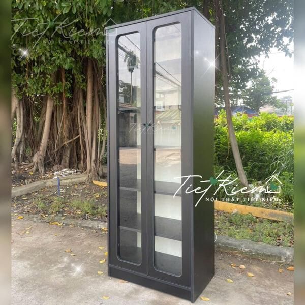 Decor phòng ngủ với tủ kính đựng túi tinh tế 1 Phong-Ngu-Voi-Tu-Kinh-dung-Tui