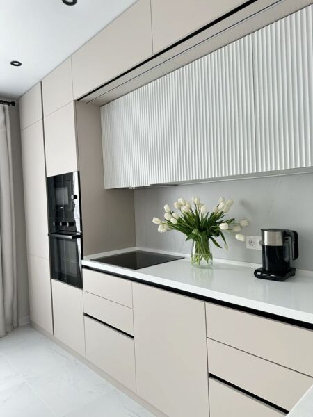 top 10 mẫu tủ bếp để đồ đẹp nhất năm 2026