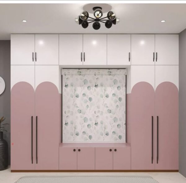 Top-10-Mau-Tu-Quan-ao-Cho-Be-Gai