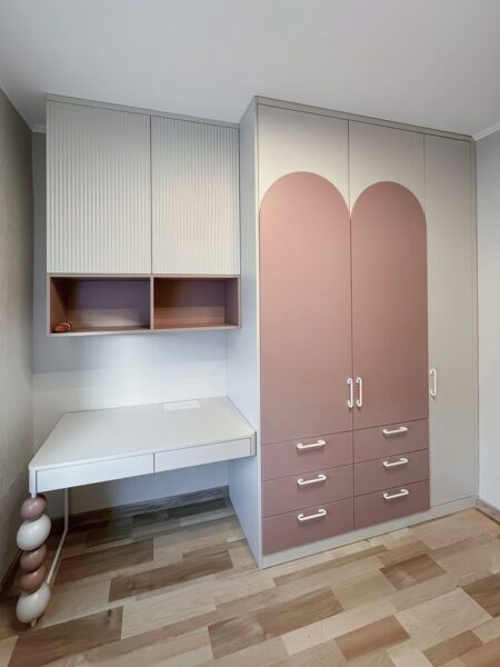 Tủ quần áo bé bằng gỗ tự nhiên – an toàn tuyệt đối 4 Tu-Quan-ao-Be-Bang-Go-Tu-Nhien