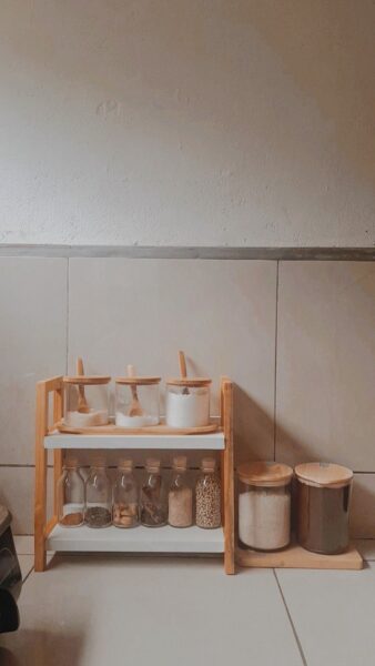 Giá để đồ bằng gỗ 1m2 – phù hợp phòng khách và phòng ngủ 1 gia-de-do-bang-go-1m2