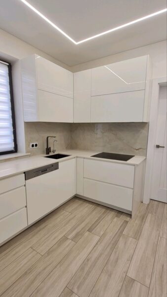 Chi-Phi-Thiet-Ke-Va-Lap-dat-Tu-Bep