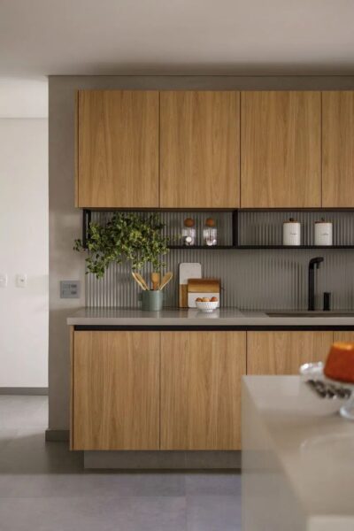 mua tủ bếp theo yêu cầu – đo đạc, thiết kế và thi công tận nơi