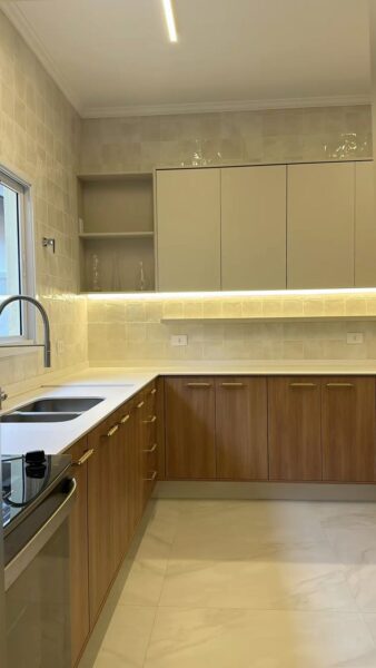 Tủ bếp gỗ chữ L – Giải pháp tiết kiệm diện tích, giá bao nhiêu? 4 Tu-Bep-Go-Chu-L