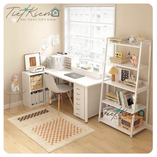 Ban-lam-viec-gia-re-TPHCM-chan-sat