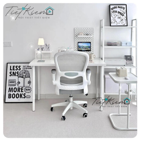 Ban-lam-viec-gia-re-TPHCM-cho-phong-tro