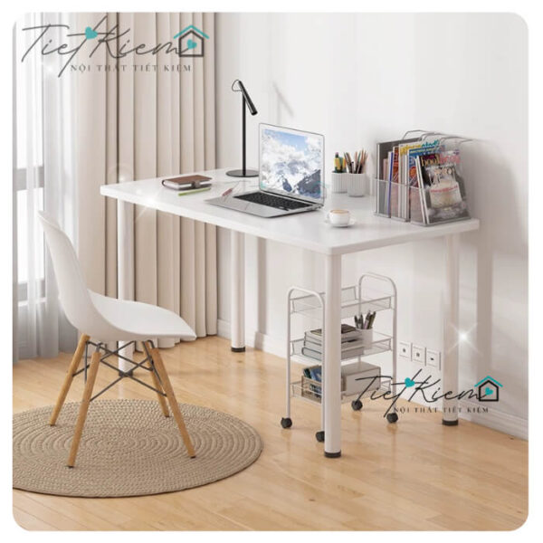 Ban-lam-viec-gia-re-TPHCM-cho-van-phong