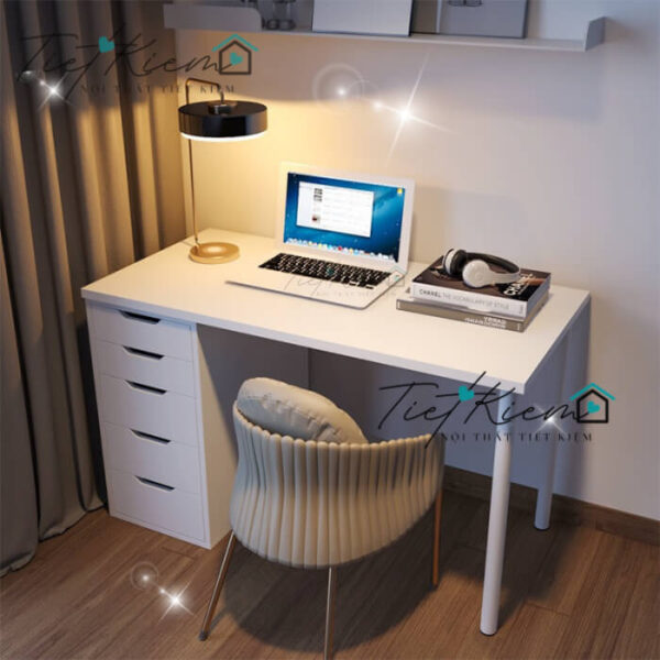 Ban-lam-viec-phong-nho-TPHCM-nho-gon