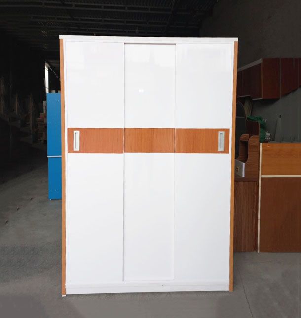 Mua-Tu-Quan-ao-Canh-Lua