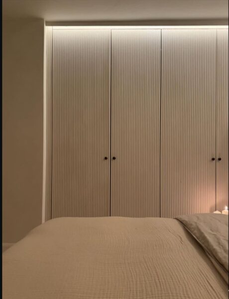 Nên mua tủ quần áo sẵn hay đóng theo yêu cầu? Đọc trước khi quyết định 3 Nen-Mua-Tu-Quan-ao