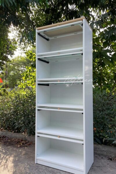 Tủ trưng bày kính: Khi nào nên dùng và khi nào nên tránh? 1 Tu-Trung-Bay-Kinh