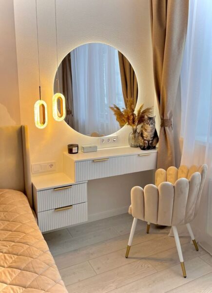 Bàn trang điểm thông minh kiểu Hàn Quốc – Xu hướng nội thất mới 3 Ban-trang-diem-thong-minh-kieu-Han-Quoc