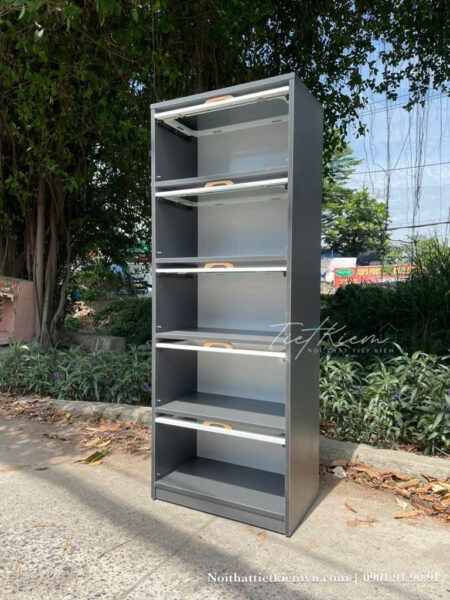 tủ bếp gần cửa sổ bếp – thiết kế thông thoáng và tiện lợi