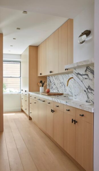 tủ bếp tổ chức dụng cụ nấu ăn – giữ căn bếp luôn ngăn nắp