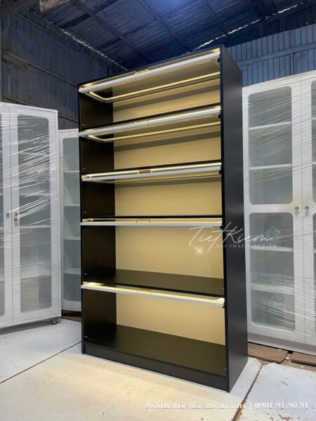 tủ bếp dài 4m – tăng diện tích lưu trữ và thao tác nấu ăn