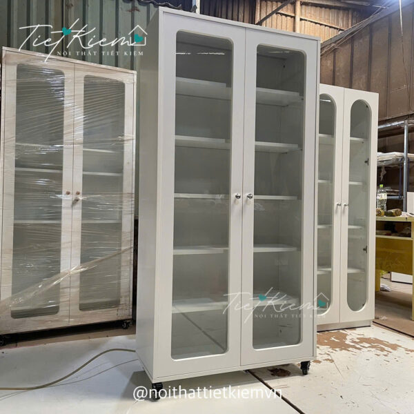 Tu-trung-bay-co-den-TPHCM