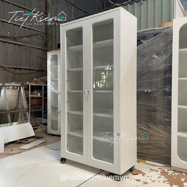 Tu-trung-bay-co-den-TPHCM