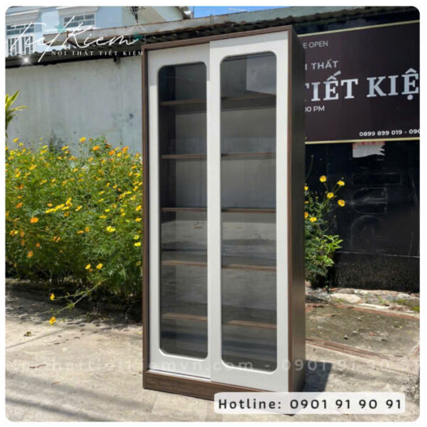 Tu-trung-bay-decor-canh-kinh