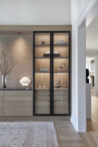 Tu-trung-bay-gia-re-TPHCM