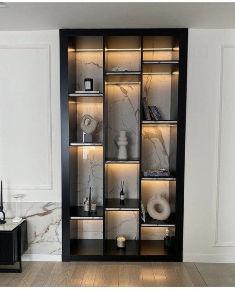 Tủ trưng bày giá rẻ TPHCM chung cư – Thiết kế nhỏ gọn tiện lợi 3 Tu-trung-bay-gia-re-TPHCM-chung-cu