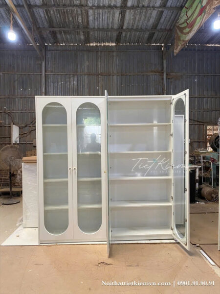 Tủ trưng bày hiện đại TPHCM – Lắp ráp tận nơi nhanh chóng 2 Tu-trung-bay-hien-dai-TPHCM