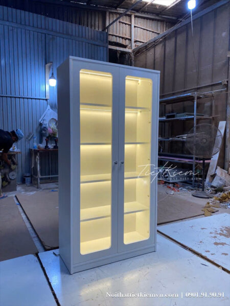 Tủ trưng bày hiện đại cánh kính – Sang trọng và chống bụi tốt 3 Tu-trung-bay-hien-dai-canh-kinh